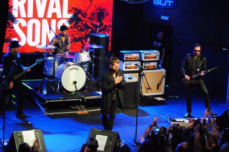 RIVAL SONS