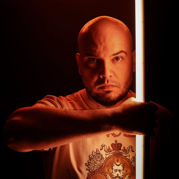 Héctor Sanfer