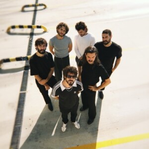VICTORIAS PUBLICAN NUEVO SINGLE CON VANGOURA